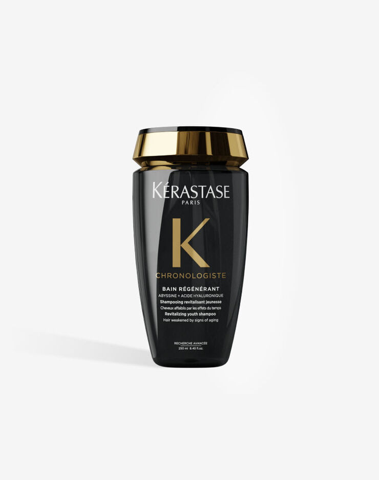 Shampoo rivitalizzante Kerastase Chronologiste Bain Regenerant in un elegante flacone nero con tappo dorato.