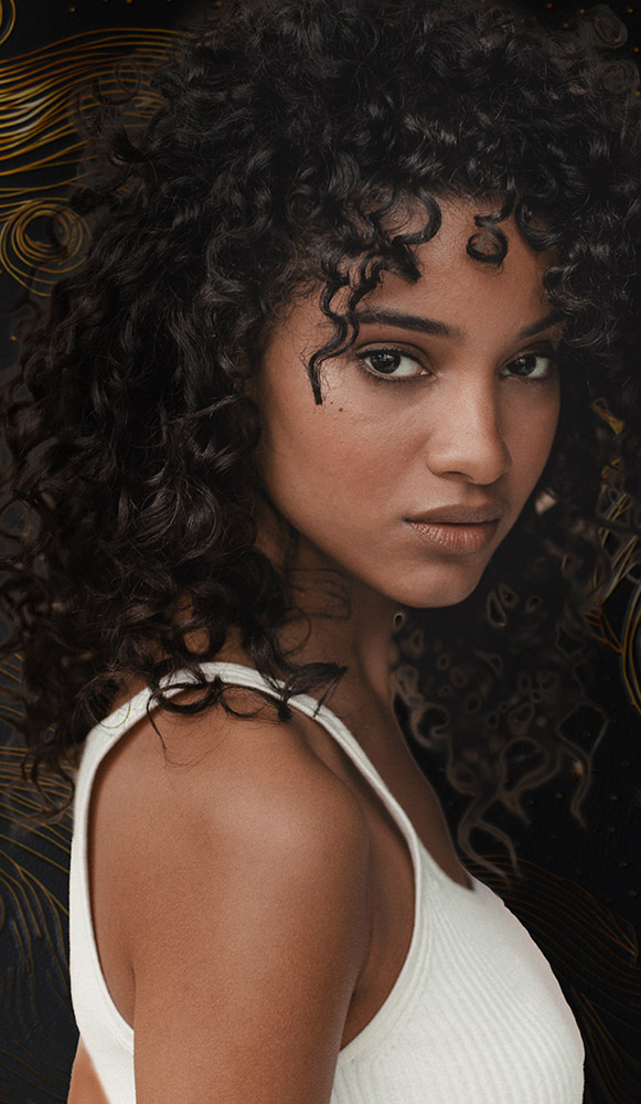 Capelli medio-spessi? Trova il cofanetto regalo Kérastase ideale con il rituale in 3 step.